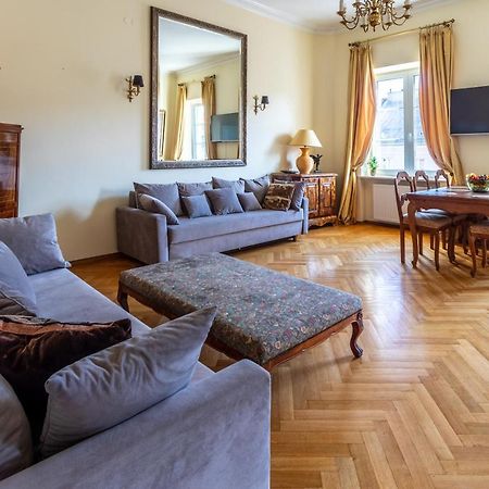 Apartament Luster I Obrazow Варшава Екстериор снимка