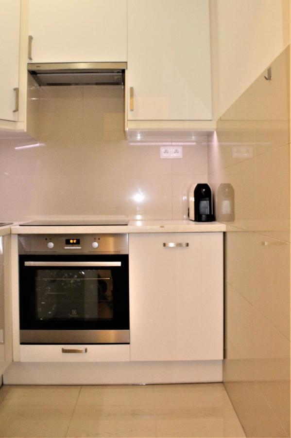 Apartament Luster I Obrazow Варшава Екстериор снимка